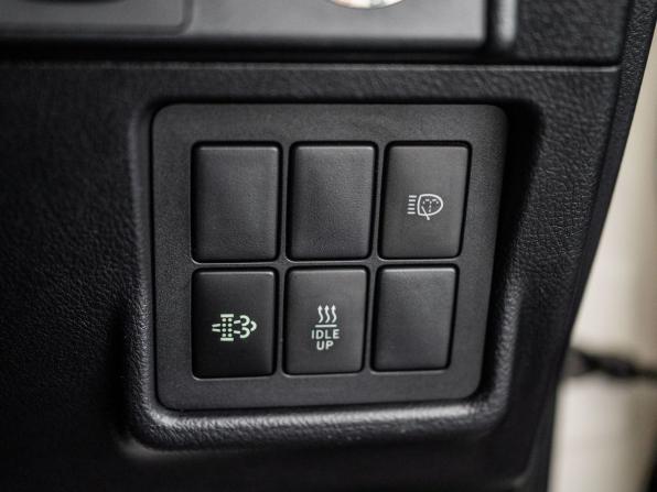 Toyota Land Cruiser Prado 150 Series Рестайлинг 1 с пробегом 2015 года, цена 3 690 500 рублей, 140677 км, внедорожник, Автокод Объявления