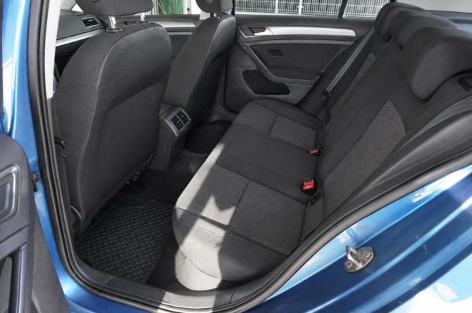 Volkswagen Golf VII с пробегом 2013 года, цена 869 000 рублей, 208595 км, хэтчбек, Автокод Объявления
