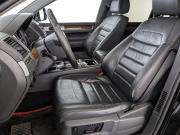 Volkswagen Touareg I Рестайлинг Москва  - изображение 48
