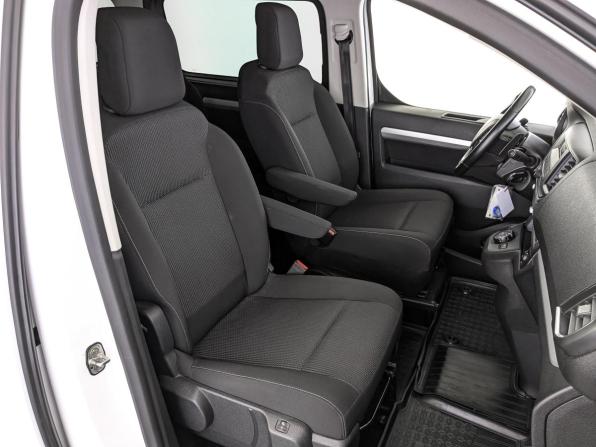 Peugeot Traveller I с пробегом 2019 года, цена 2 895 000 рублей, 42225 км, минивэн, Автокод Объявления