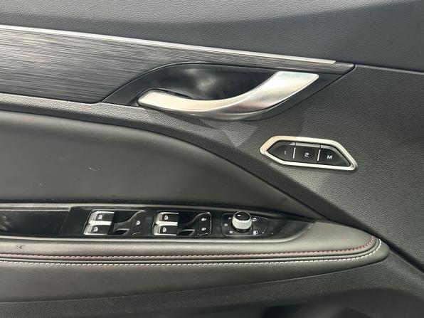 Geely Tugella I Рестайлинг с пробегом 2023 года, цена 2 370 000 рублей, 124500 км, внедорожник, Автокод Объявления