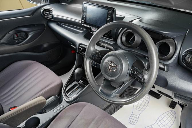 Toyota Yaris IV с пробегом 2020 года, цена 1 529 000 рублей, 123000 км, хэтчбек, Автокод Объявления