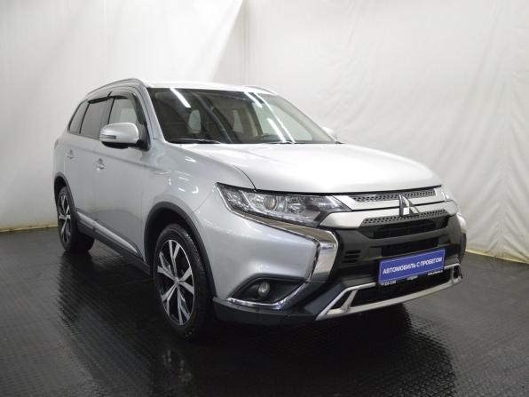 Mitsubishi Outlander III Рестайлинг 3 с пробегом 2019 года, цена 2 099 000 рублей, 70239 км, внедорожник, Автокод Объявления