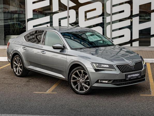 Skoda Superb III с пробегом 2018 года, цена 2 245 000 рублей, 134954 км, лифтбек, Автокод Объявления