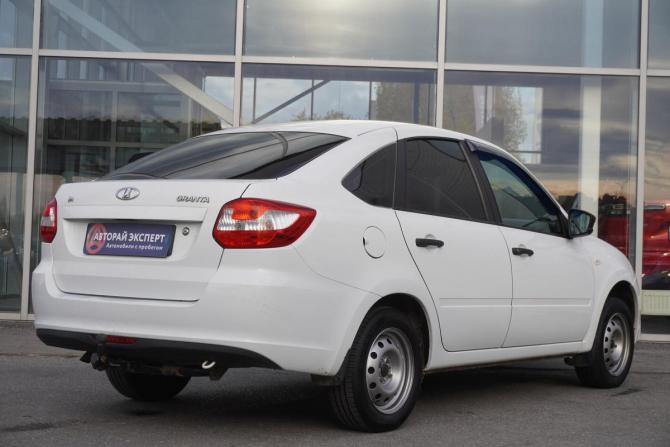 Lada (ВАЗ) Granta I с пробегом 2017 года, цена 431 000 рублей, 166500 км, лифтбек, Автокод Объявления
