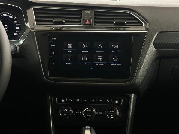 Volkswagen Tiguan II с пробегом 2017 года, цена 2 430 000 рублей, 99299 км, внедорожник, Автокод Объявления