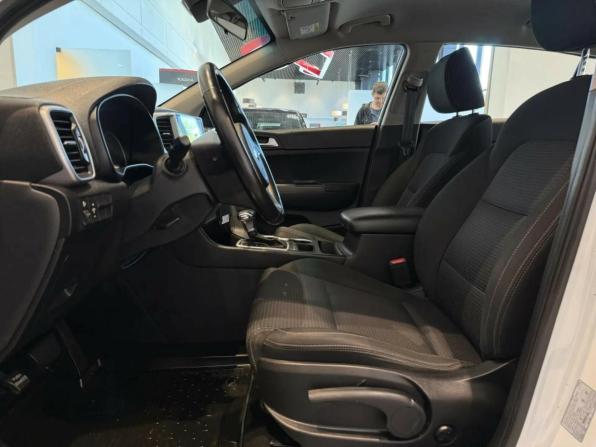 Kia Sportage IV Рестайлинг с пробегом 2021 года, цена 1 860 000 рублей, 64932 км, внедорожник, Автокод Объявления