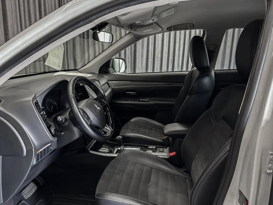 Mitsubishi Outlander III Рестайлинг 3 Красноярск  - изображение 6