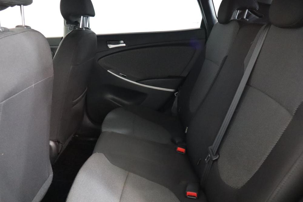 Hyundai Solaris I Санкт-Петербург  - изображение 13
