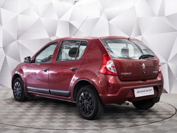 Renault Sandero I с пробегом 2013 года, цена 636 000 рублей, 71000 км, хэтчбек, Автокод Объявления