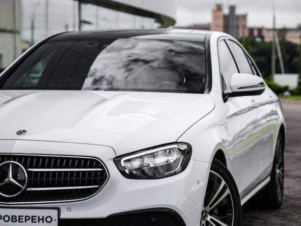 Mercedes-Benz E-Класс V (W213 S213 C238) Рестайлинг с пробегом 2021 года, цена 4 199 000 рублей, 70691 км, седан, Автокод Объявления