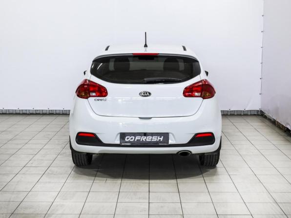 Kia Ceed II с пробегом 2013 года, цена 1 099 000 рублей, 145167 км, хэтчбек, Автокод Объявления
