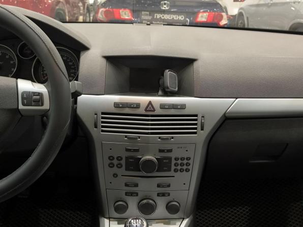 Opel Astra H Рестайлинг с пробегом 2012 года, цена 450 000 рублей, 264610 км, седан, Автокод Объявления