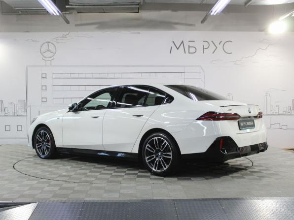 BMW 5 серии VIII (G60/G61/G68) с пробегом 2023 года, цена 7 950 000 рублей, 41482 км, седан, Автокод Объявления