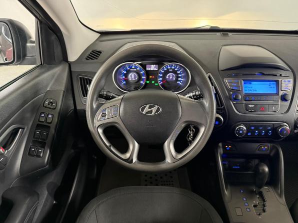 Hyundai ix35 I Рестайлинг с пробегом 2015 года, цена 1 199 000 рублей, 210015 км, внедорожник, Автокод Объявления