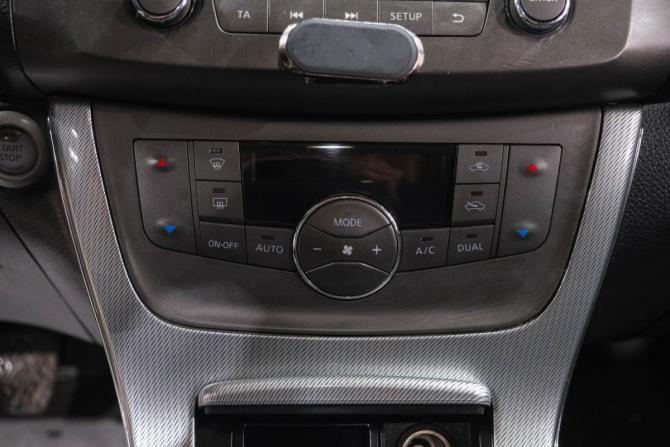 Nissan Sentra VII (B17) с пробегом 2014 года, цена 899 000 рублей, 230000 км, седан, Автокод Объявления