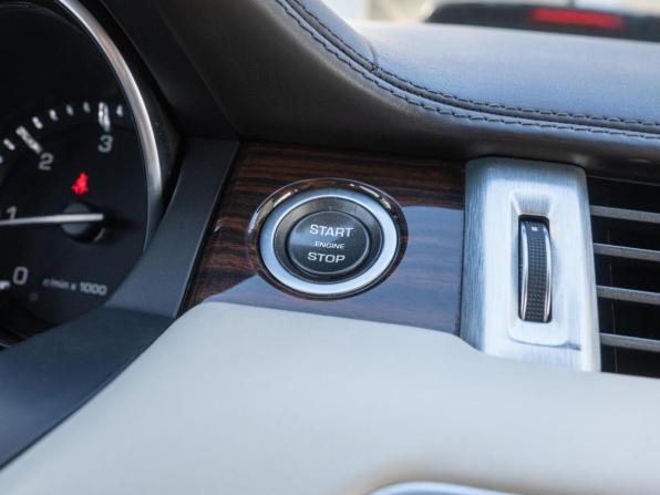 Land Rover Range Rover Evoque I с пробегом 2012 года, цена 2 069 000 рублей, 168732 км, внедорожник, Автокод Объявления