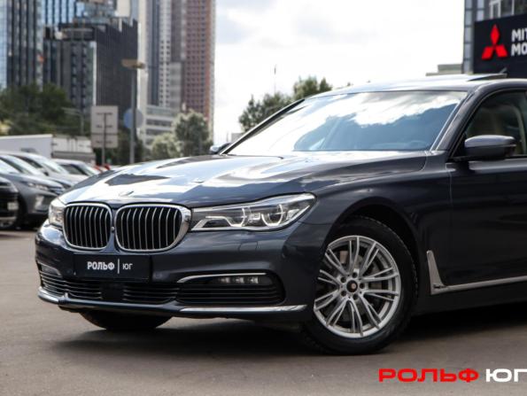 BMW 7 серии VI (G11/G12) с пробегом 2015 года, цена 3 478 000 рублей, 124768 км, седан, Автокод Объявления