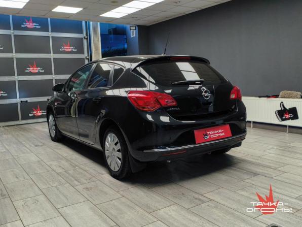 Opel Astra J Рестайлинг с пробегом 2014 года, цена 680 000 рублей, 124000 км, хэтчбек, Автокод Объявления