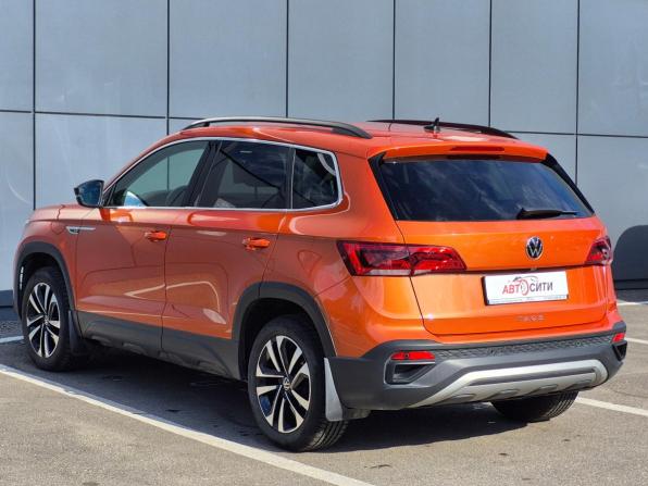 Volkswagen Taos I с пробегом 2021 года, цена 2 536 000 рублей, 51939 км, внедорожник, Автокод Объявления