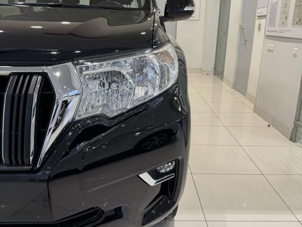 Toyota Land Cruiser Prado 150 Series Рестайлинг 2 с пробегом 2017 года, цена 4 550 000 рублей, 90000 км, внедорожник, Автокод Объявления