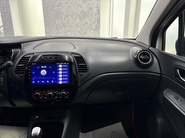 Renault Kaptur I с пробегом 2018 года, цена 1 599 000 рублей, 72899 км, внедорожник, Автокод Объявления