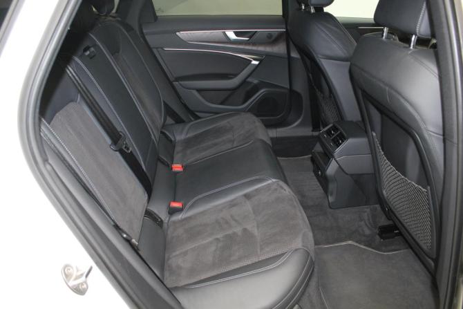 Audi A6 V (C8) с пробегом 2019 года, цена 3 599 000 рублей, 105800 км, седан, Автокод Объявления