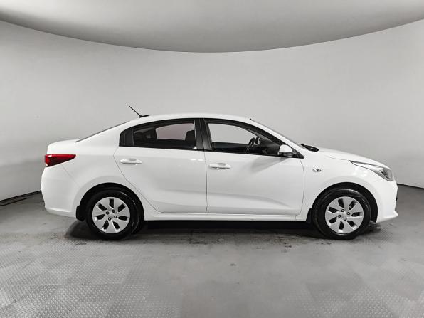 Kia Rio IV с пробегом 2017 года, цена 1 170 000 рублей, 142968 км, седан, Автокод Объявления