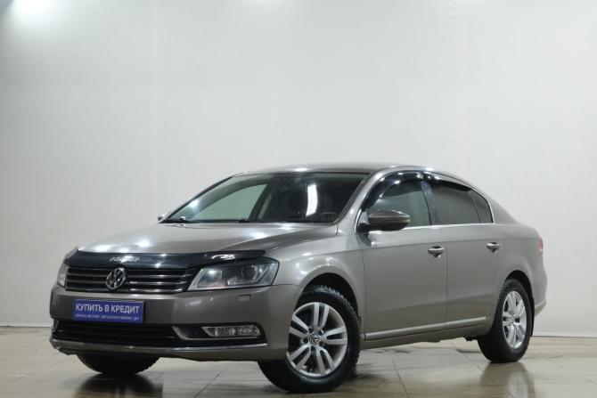 Volkswagen Passat B7 с пробегом 2011 года, цена 999 000 рублей, 371000 км, седан, Автокод Объявления