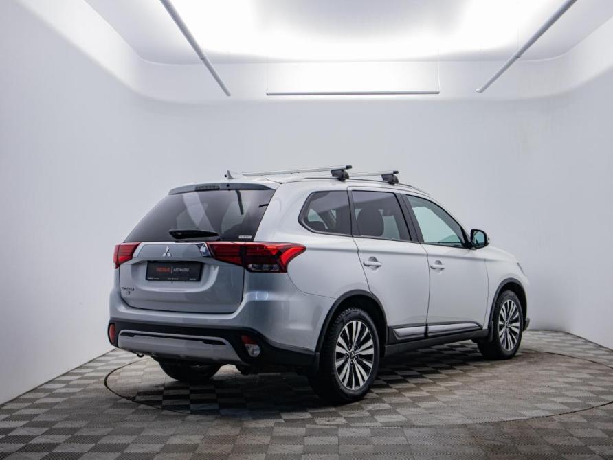 Mitsubishi Outlander III Рестайлинг 3 Москва  - изображение 5