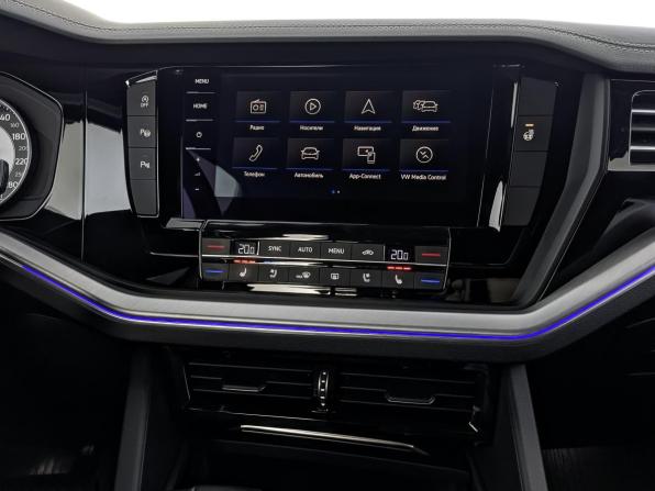 Volkswagen Touareg III с пробегом 2019 года, цена 4 430 000 рублей, 108625 км, внедорожник, Автокод Объявления