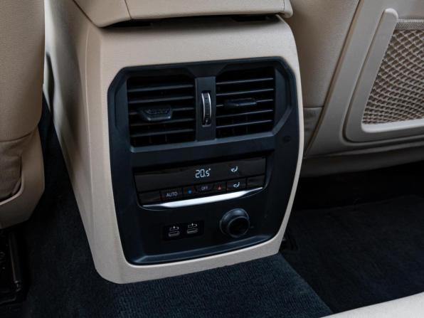 BMW 3 серии VII (G2x) с пробегом 2020 года, цена 3 740 000 рублей, 99778 км, седан, Автокод Объявления