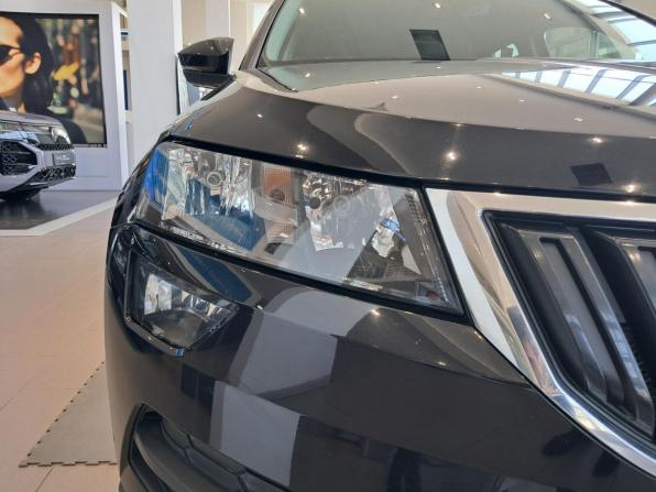 Skoda Karoq I с пробегом 2021 года, цена 2 596 000 рублей, 61111 км, внедорожник, Автокод Объявления