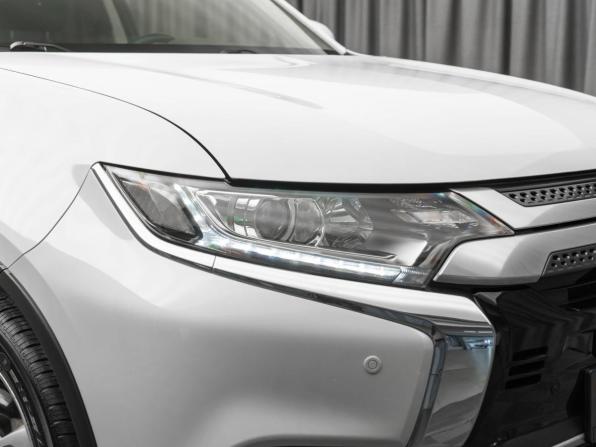 Mitsubishi Outlander III Рестайлинг 3 с пробегом 2018 года, цена 2 340 000 рублей, 94057 км, внедорожник, Автокод Объявления