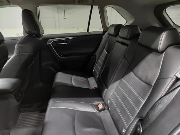 Toyota RAV4 V (XA50) с пробегом 2022 года, цена 3 580 000 рублей, 66082 км, внедорожник, Автокод Объявления