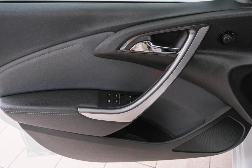 Opel Astra J Рестайлинг Красноярск  - изображение 17