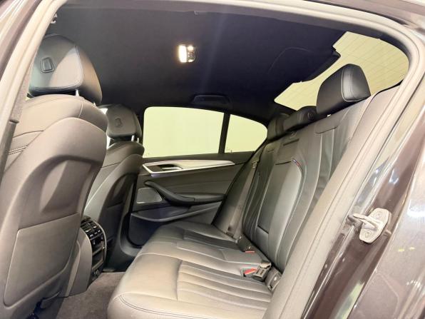 BMW 5 серии VII (G30/G31/G38) с пробегом 2018 года, цена 3 850 000 рублей, 127666 км, седан, Автокод Объявления