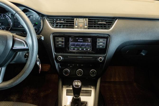 Skoda Octavia III (A7) с пробегом 2015 года, цена 1 319 000 рублей, 182136 км, лифтбек, Автокод Объявления