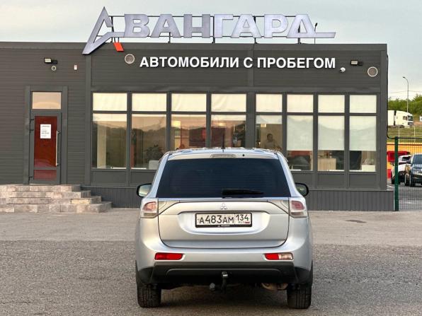 Mitsubishi Outlander III с пробегом 2013 года, цена 1 280 000 рублей, 175000 км, внедорожник, Автокод Объявления
