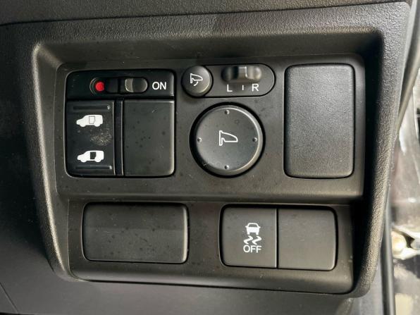 Honda Freed I Рестайлинг с пробегом 2012 года, цена 990 000 рублей, 127000 км, компактвэн, Автокод Объявления