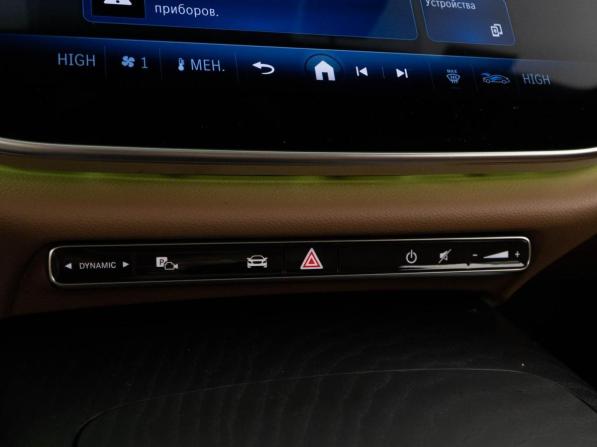 Mercedes-Benz E-Класс V (W213 S213 C238) Рестайлинг с пробегом 2024 года, цена 6 895 055 рублей, 12740 км, седан, Автокод Объявления