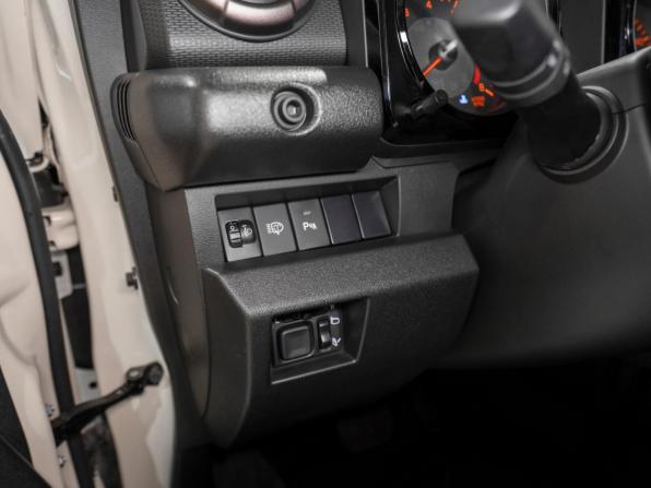 Suzuki Jimny IV с пробегом 2025 года, цена 4 400 000 рублей, 25 км, внедорожник, Автокод Объявления
