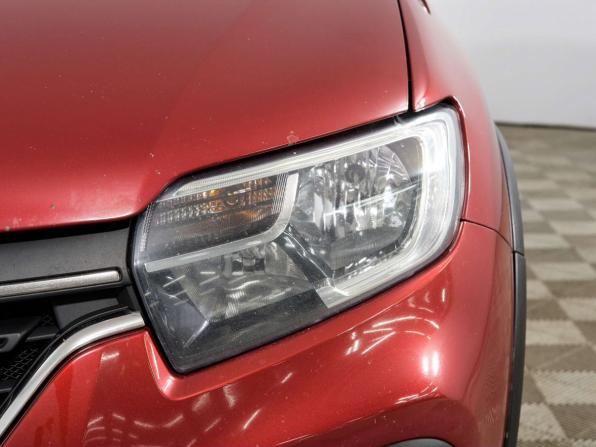 Renault Logan II Рестайлинг с пробегом 2018 года, цена 777 777 рублей, 313420 км, седан, Автокод Объявления