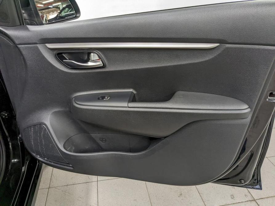 Kia Rio IV Рестайлинг Москва  - изображение 19