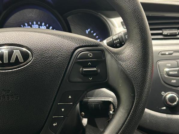 Kia Ceed II с пробегом 2012 года, цена 659 000 рублей, 259558 км, хэтчбек, Автокод Объявления
