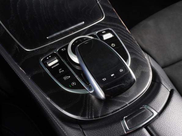 Mercedes-Benz E-Класс V (W213 S213 C238) с пробегом 2020 года, цена 4 289 000 рублей, 60921 км, седан, Автокод Объявления