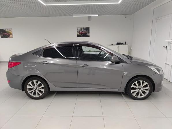 Hyundai Solaris I Рестайлинг с пробегом 2014 года, цена 748 000 рублей, 211600 км, седан, Автокод Объявления