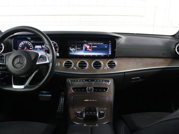Mercedes-Benz E-Класс V (W213 S213 C238) с пробегом 2016 года, цена 2 450 000 рублей, 171800 км, седан, Автокод Объявления