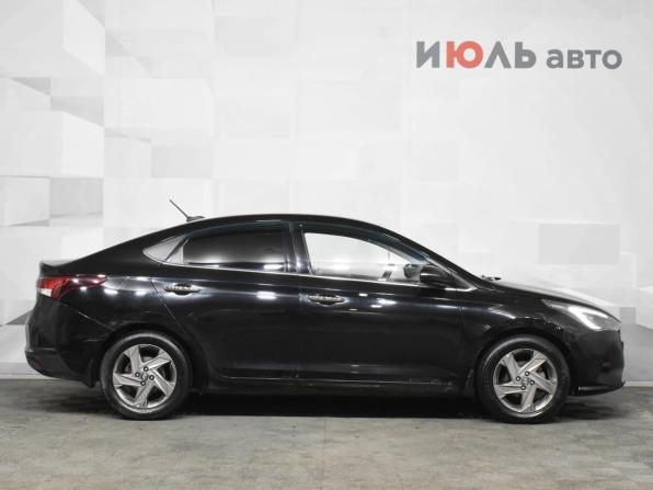 Hyundai Solaris II Рестайлинг с пробегом 2020 года, цена 1 200 000 рублей, 266011 км, седан, Автокод Объявления