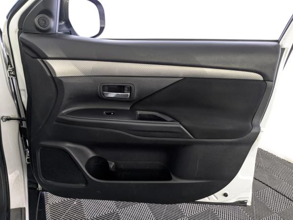Mitsubishi Outlander III Рестайлинг 2 с пробегом 2017 года, цена 1 750 000 рублей, 155000 км, внедорожник, Автокод Объявления